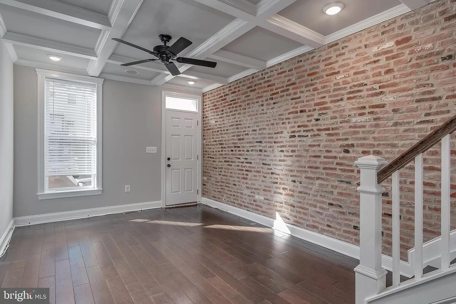 Building Photo - 614 Hyson St