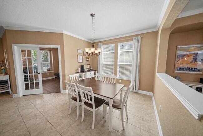 Building Photo - Exquisite 3-bedroom, 2.5-bathroom off 1604 and Culebra Road - Realtor Commission: $500