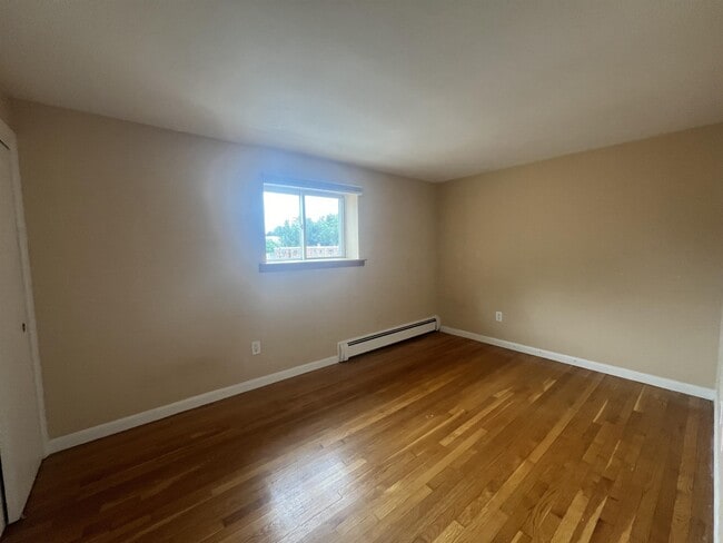 Building Photo - 121 Tremont St