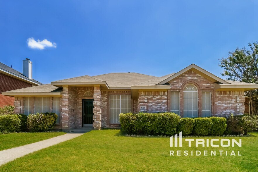 Primary Photo - 1558 Aberdeen Dr