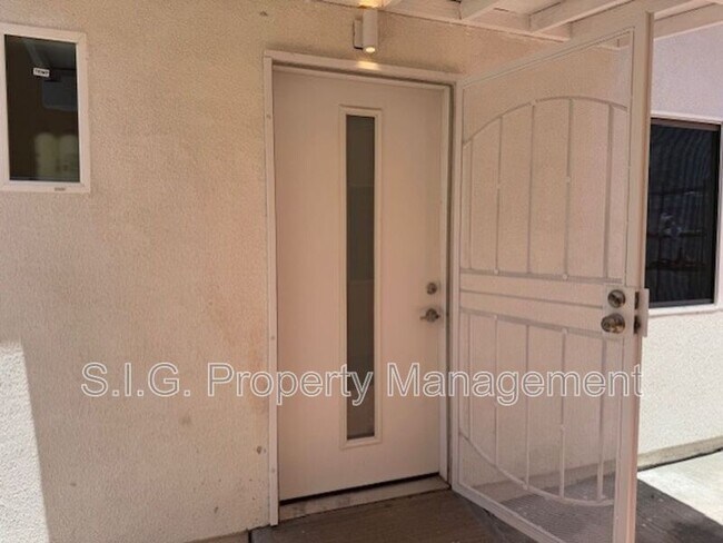 Building Photo - 7747 Valmont St
