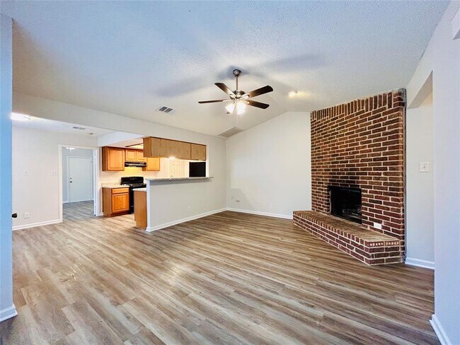 Building Photo - 9317 Kempler Dr