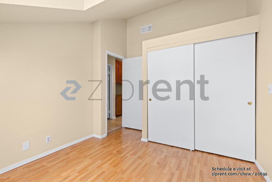 Building Photo - 399 G St