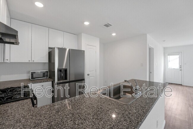 Building Photo - 10742 Hernando Ct