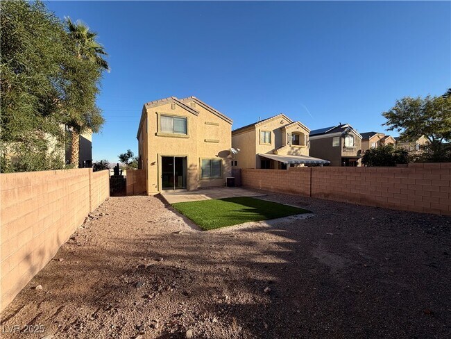 Building Photo - 287 Red Eucalyptus Dr