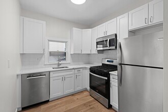 Building Photo - 3 Edison Pl