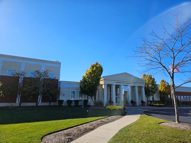 Building Photo - 1735 Bayberry Ln