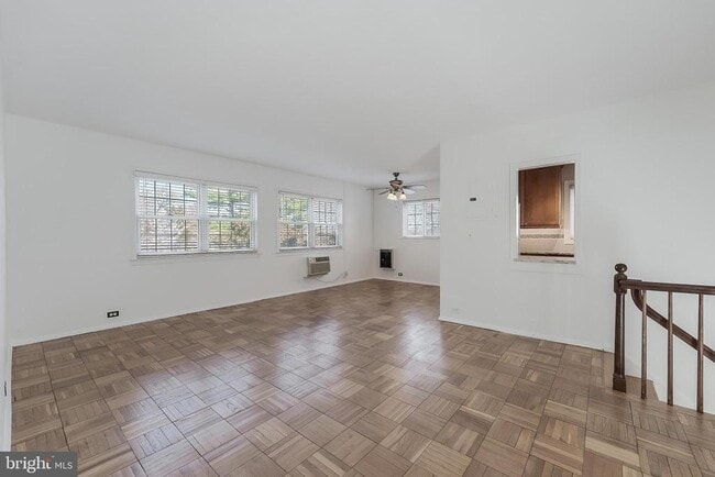 Building Photo - 3282 Martha Custis Dr