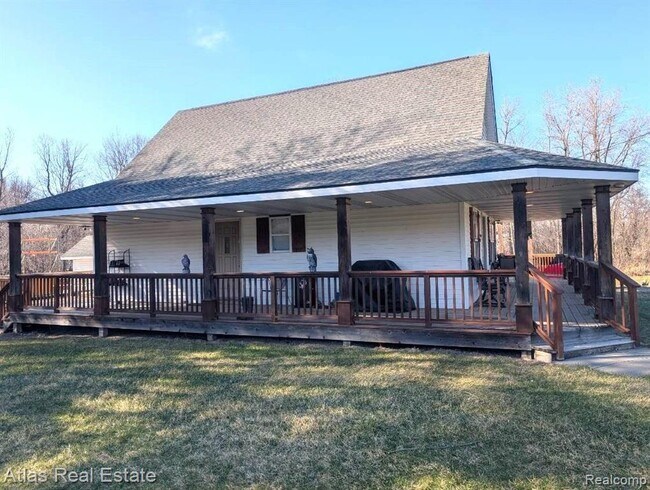 Primary Photo - 5210 S State Rd