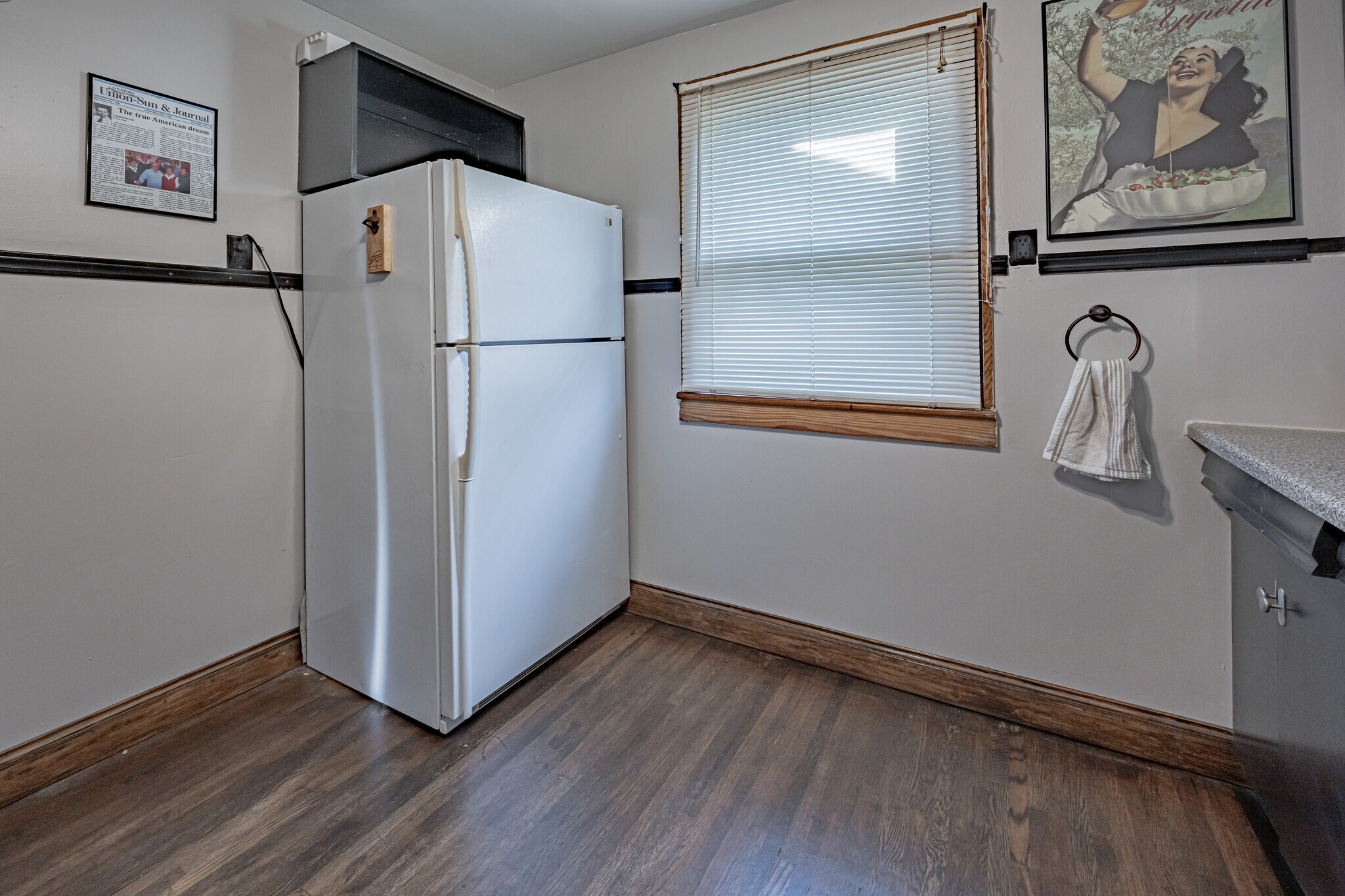 Building Photo - 118 Nassau Ave