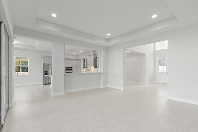 Building Photo - 5579 Liberty Ln
