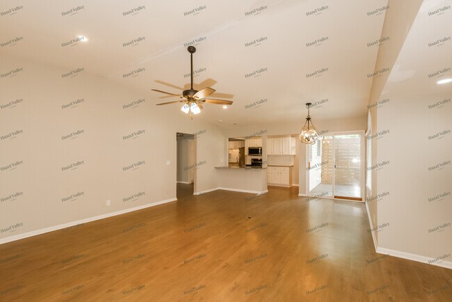 Building Photo - 9802 England Dr