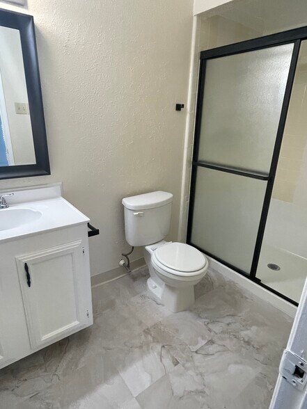 Building Photo - 7206 Nutmeg Ln