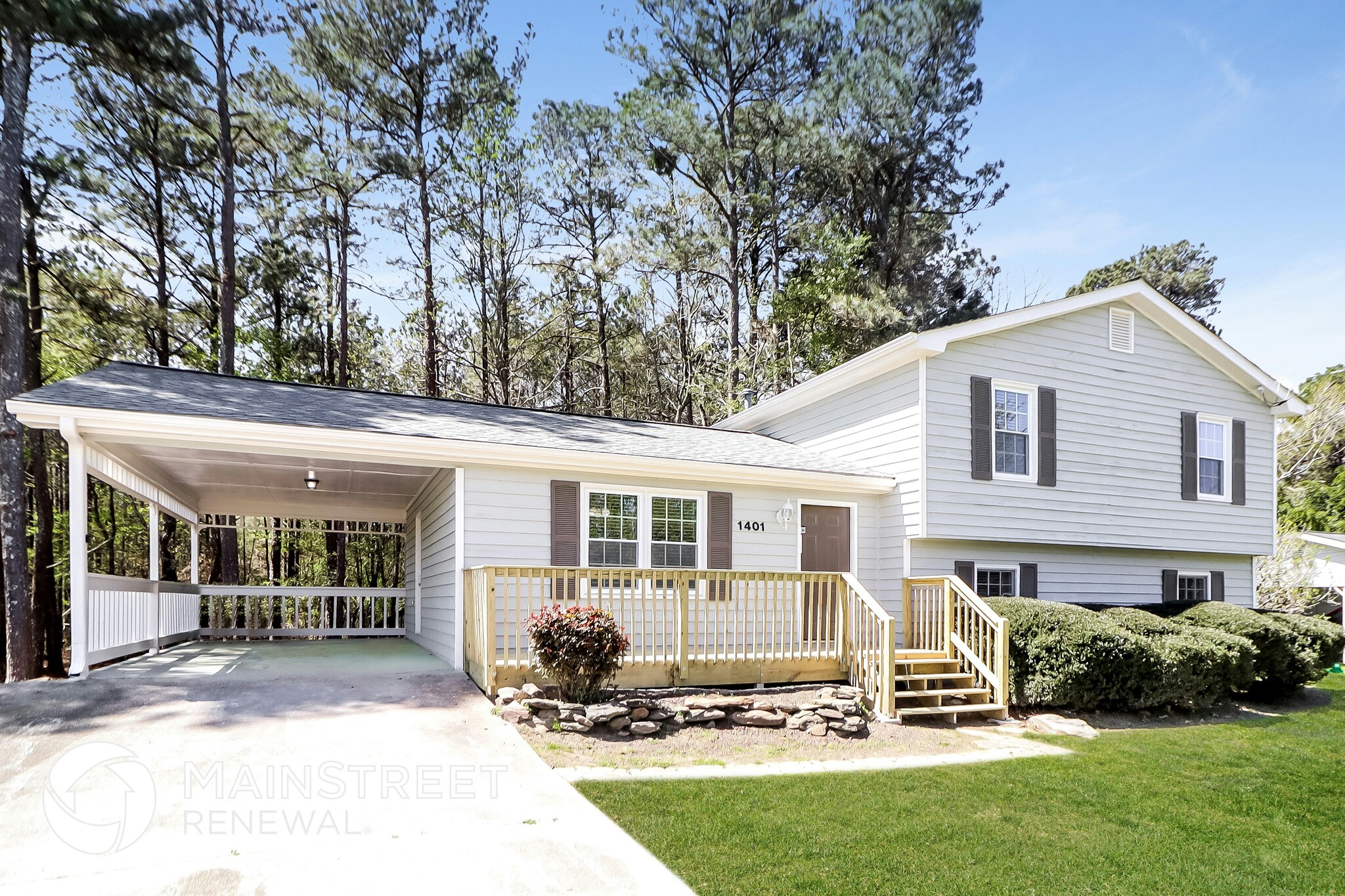 Building Photo - 1401 Timbercrest Dr