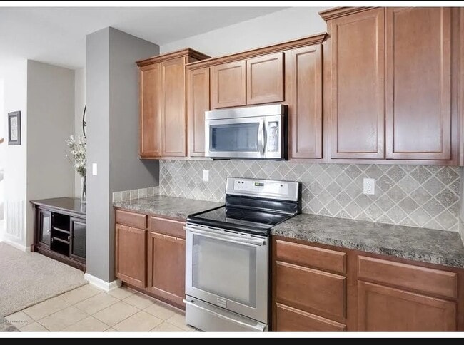 Building Photo - 16918 Bowline View Trail