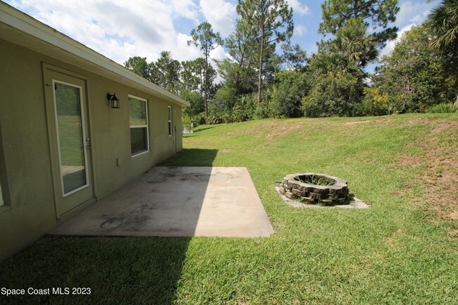 Building Photo - 1034 Breakaway Trail