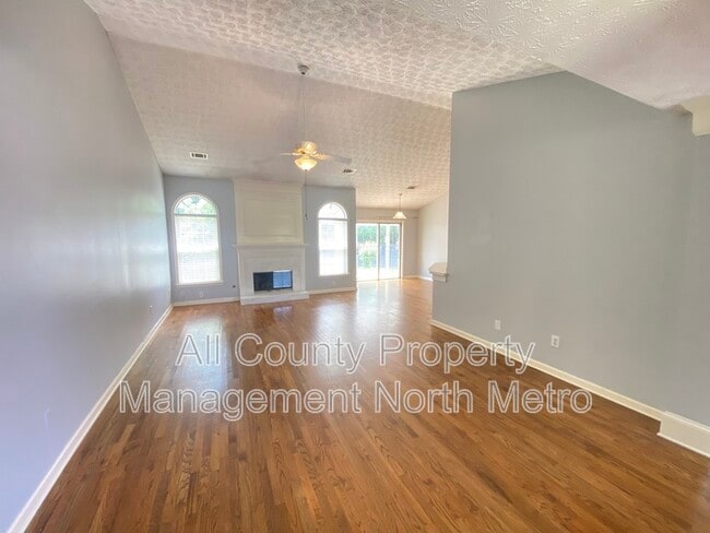 Building Photo - 452 Antler Ln