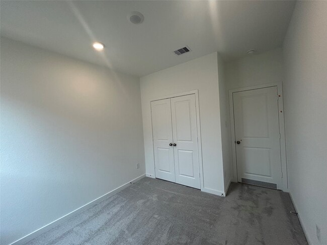 Building Photo - 29022 Bison Hvn Dr