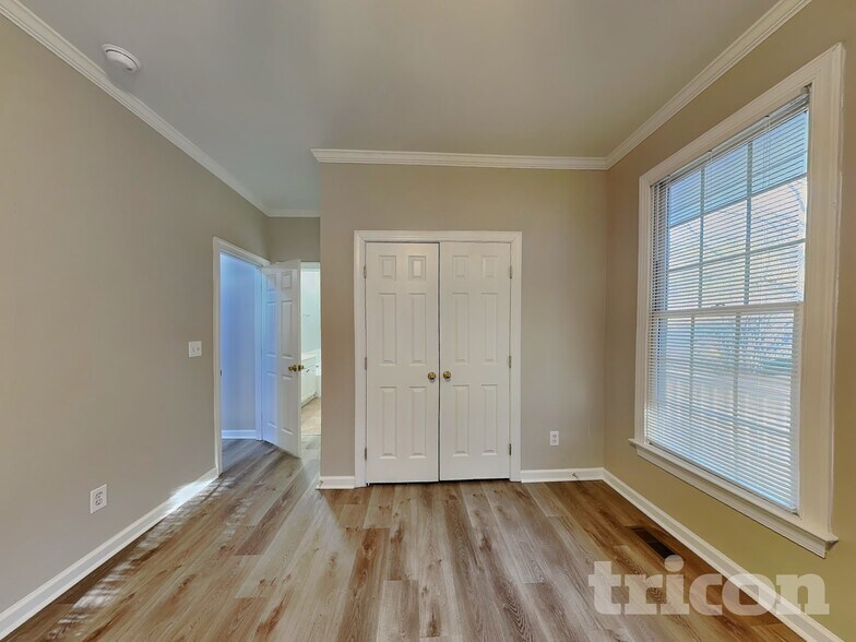 Building Photo - 924 Barnford Mill Rd