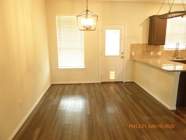 Building Photo - 6319 Shadowbrook Hollow Trail