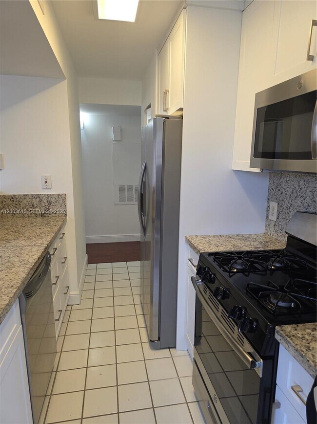 Building Photo - 15330 SW 106th Terrace