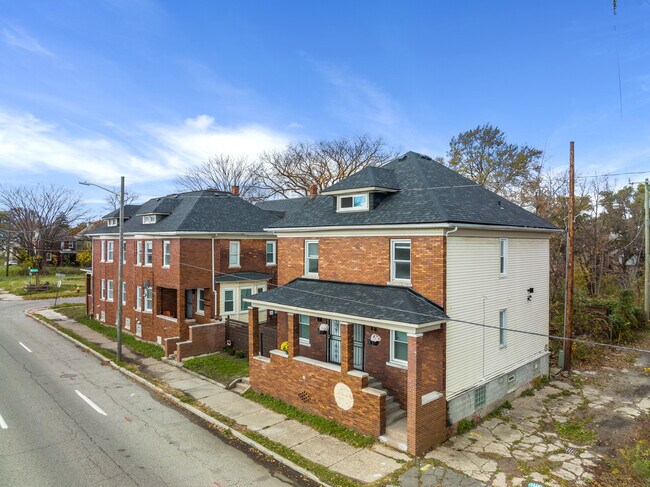 Building Photo - 7719 E Vernor Hwy