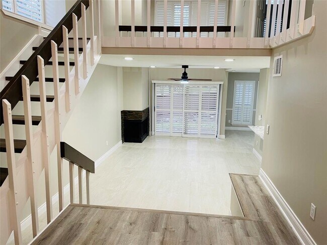 Building Photo - 3307 Golden Trails Dr