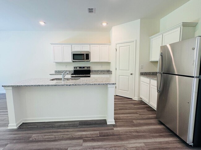 Building Photo - 2409 Argento Cir
