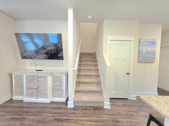 Building Photo - Fully Furnished Coastal Beauty in Perdido ...