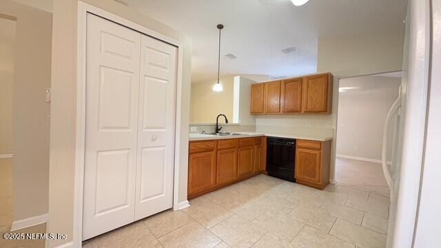 Building Photo - 13 Sleepy Hollow Trail