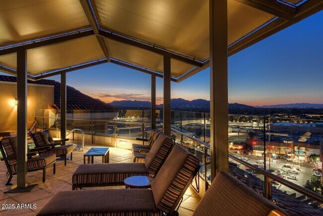 Building Photo - 7181 E Camelback Rd