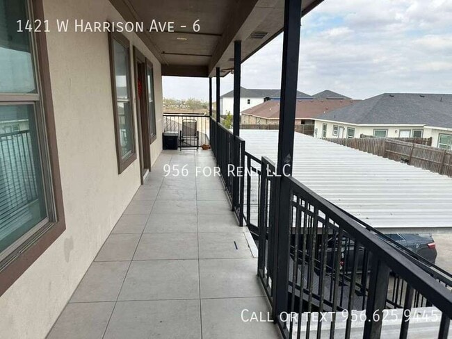 Building Photo - 1421 W Harrison Ave