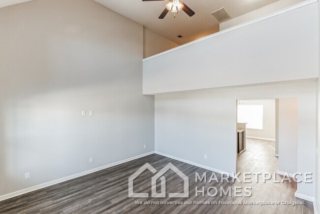 Building Photo - 741 Hollandale Rd