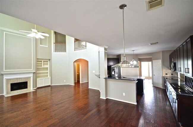 Building Photo - 5802 Sage River Ct