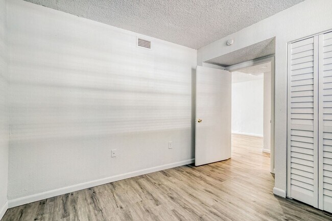 1215 NW 103rd Lane, Floor Plan A Vista Shores - Web Quality - 007 - 07 Bedroom - Vista Shores