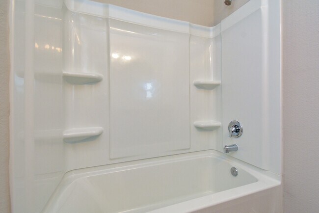 Building Photo - 23410 Briarstone Hbr Trl