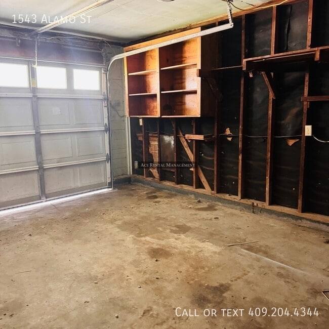 Building Photo - 1543 Alamo Creek