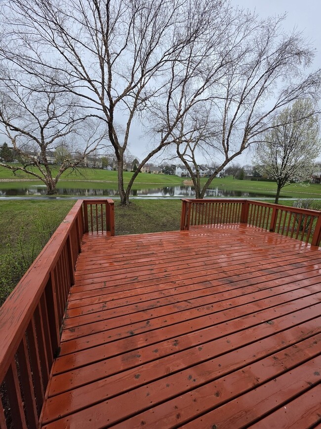 Building Photo - 1710 Coach Dr