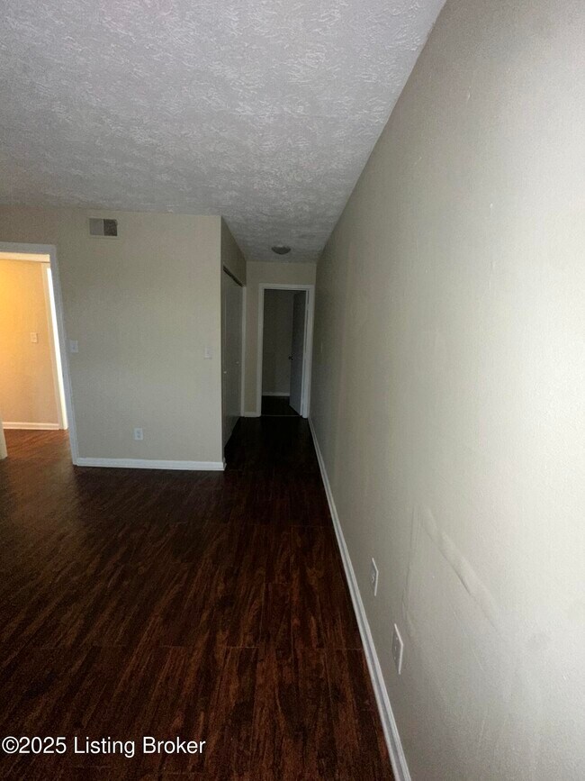 Building Photo - 3502 Lodge Ln