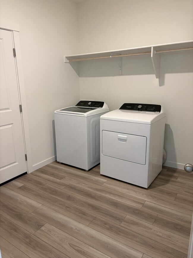 Building Photo - 7857 E Myrtle Bch Dr