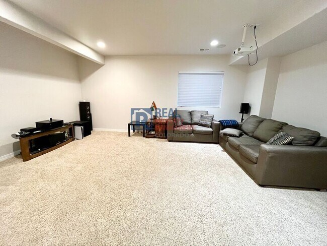 Building Photo - 10831 Fossil Dust Dr