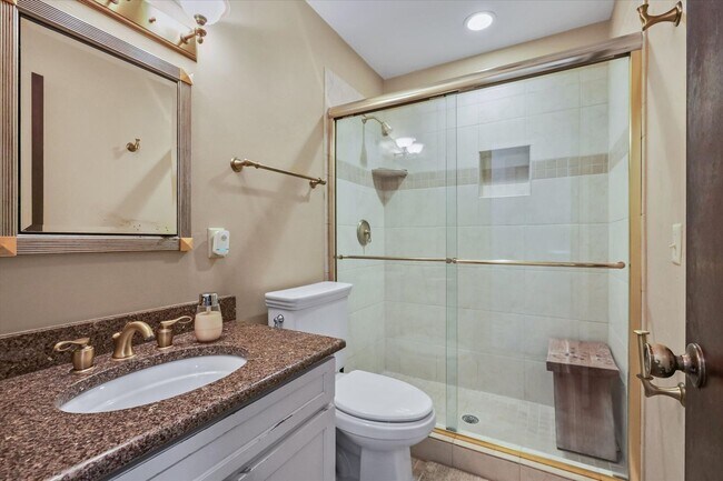 Building Photo - Mid-Century Home in Killearn Estates