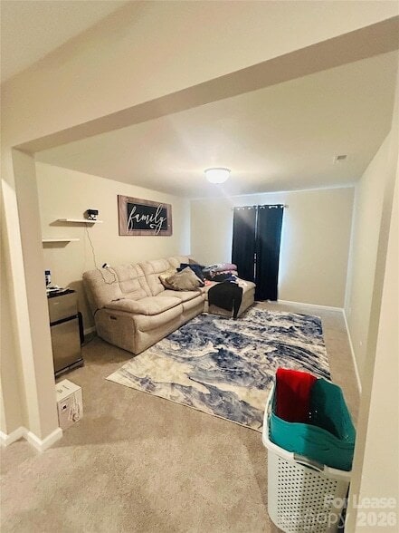 Building Photo - 107 Stonewater Dr