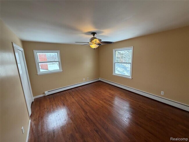 Building Photo - 45669 Harmony Ln