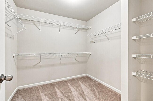 Building Photo - 4615 Woodbine Way