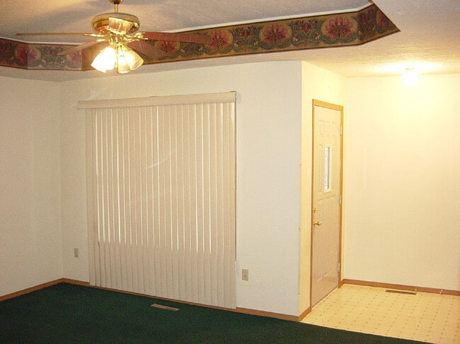 Building Photo - 2719 W Mt Vernon St