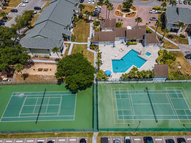 Building Photo - 455 Alt 19