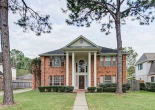 Building Photo - 518 Ellingham Dr