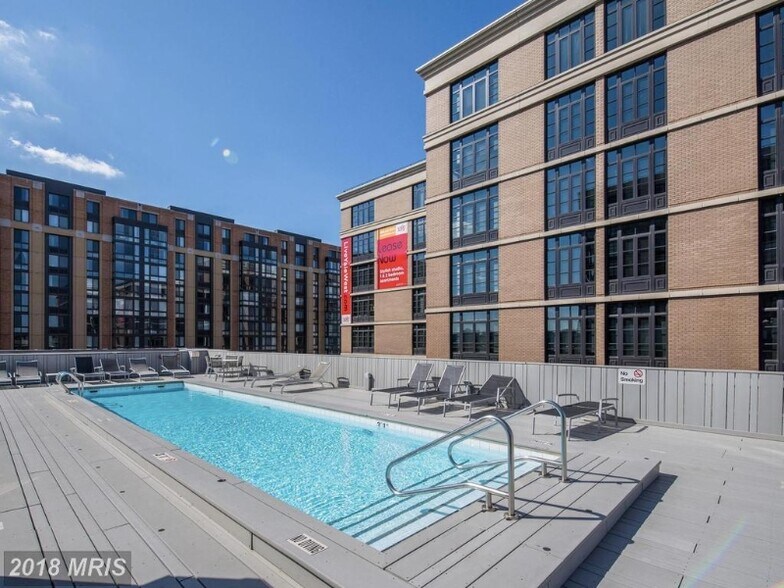 Building Photo - 437 New York Ave NW