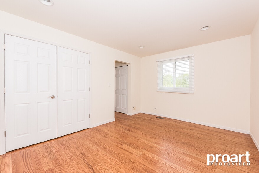 Building Photo - 838 Heatherbrook Ct